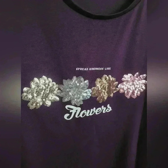 Plus size blouse - Picture 2 of 7